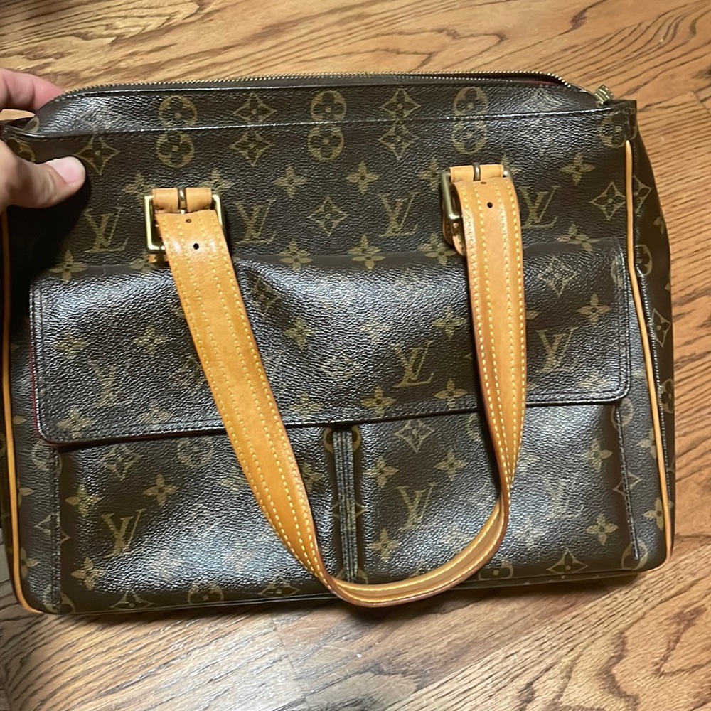 Louis Vuitton shoulder bag